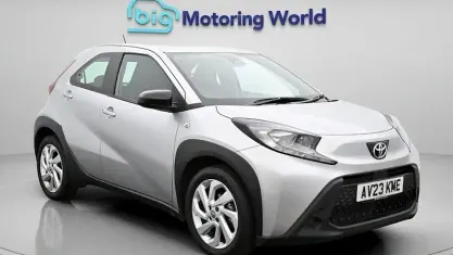 Używany Toyota Aygo X PURE 72 KM (52 kW) 2025 SUV