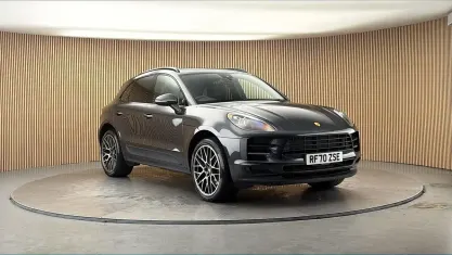 Used Porsche Macan 252 HP (185 kW) 2020 Black SUV