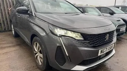 Used 2022 Peugeot 5008 Active Premium Estate | £18,399 (Good price)