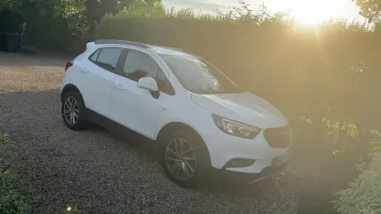 Used Vauxhall Mokka Design Edition 116 HP (85 kW) 2017 White SUV
