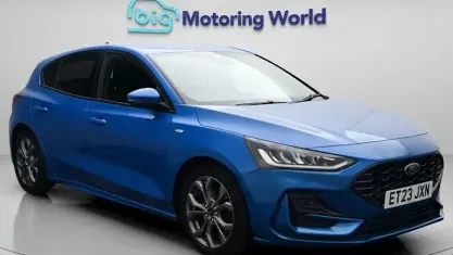 Used Ford Focus ST-Line 125 HP (91 kW) 2023 Blue Hatchback