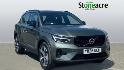 New Volvo XC40 Plus 163 HP (119 kW) 2026 Black SUV