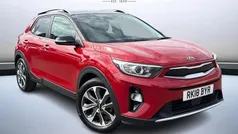 Used 2017 Kia Stonic First Edition SUV | £10,499 (Fair price)