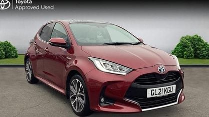 Usado Toyota Yaris Hybrid 116 HP (85 kW) 2024 Citadino