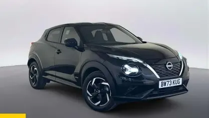 Używany Nissan Juke N-Connecta 143 KM (105 kW) 2023 Czarny SUV