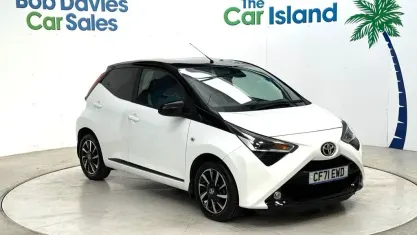 Used Toyota Aygo Trend 72 HP (52 kW) 2021 White Hatchback