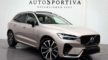 Begagnad Volvo XC60 Ultimate 250 HK (183 kW) 2023 Guld SUV