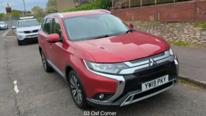 Usado Mitsubishi Outlander 150 HP (110 kW) 2019 Vermelho SUV