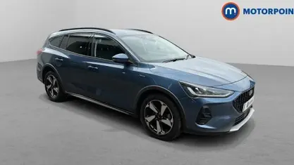 Used Ford Focus Active 155 HP (114 kW) 2023 Blue Estate