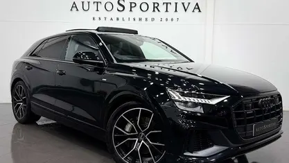 Black Used 2021 Audi Q8 Advanced SUV | £51,990 (Fair price)