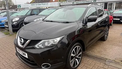 Used Nissan Qashqai Tekna 131 HP (96 kW) 2017 Black SUV