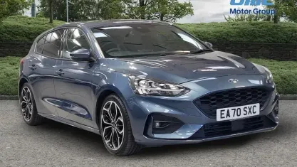 Begagnad Ford Focus ST-Line X 155 HK (114 kW) 2021 Halvkombi