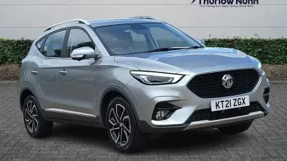 Used MG ZS Exclusive 106 HP (77 kW) 2021 Monument silver/leather style SUV