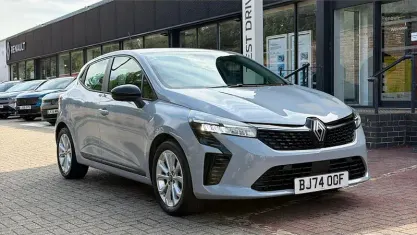 Used Renault Clio Evolution 143 HP (105 kW) 2025 Hatchback