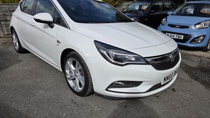 Second-hand Vauxhall Astra SRi 105 CP (77 kW) 2017 Hatchback