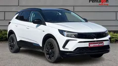 White Used 2022 Vauxhall Grandland X SRi SUV | £13,995 (Fair price)