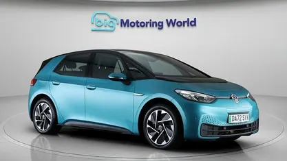 Turquoise Used 2021 VW ID.3 Pro Performance Hatchback | £15,600 (Fair price)
