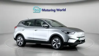 Used MG ZS SE 114 kW (156 HP) 2022 Silver SUV