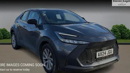 Used Toyota C-HR 140 HP (102 kW) 2026 SUV