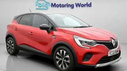 Usado Renault Captur LIMITED 91 CV (66 kW) 2022 Rojo SUV