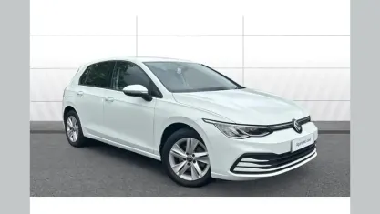 Usado VW Golf VIII Life 131 CV (96 kW) 2023 Blanco Utilitario