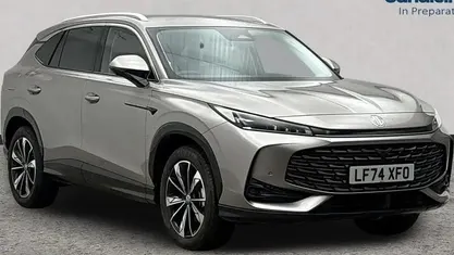 Used MG HS Trophy 170 HP (125 kW) 2024 Metallic  sterling silver SUV