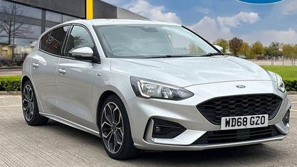 Used Ford Focus ST-Line X 125 HP (91 kW) 2019 Silver Hatchback