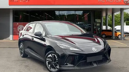 New MG MG4 EV SE 125 kW (170 HP) 2025 Hatchback