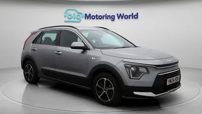 Used 2025 Kia Niro SUV | £21,079 (Good price)