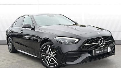 Usado Mercedes C300e Urban 313 HP (230 kW) 2025 Preto Sedan