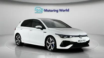 Used VW Golf VIII R 320 HP (235 kW) 2024 White Hatchback