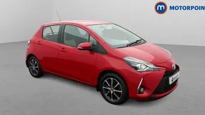 Used Toyota Yaris 111 HP (81 kW) 2019 Red Hatchback