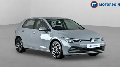 Used VW Golf VIII Life 131 HP (96 kW) 2024 Hatchback