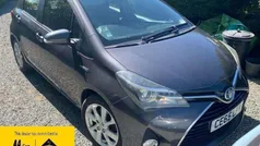 Grey Used 2015 Toyota Yaris Hybrid Hatchback | £8,280