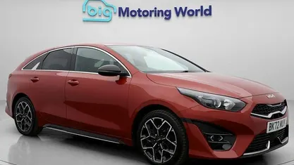 Begagnad Kia ProCeed GT-Line 159 HK (116 kW) 2023 Röd Kombi