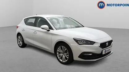 Used Seat Leon SE Dynamic 131 HP (96 kW) 2023 White Hatchback