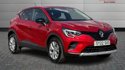 Used Renault Captur Iconic 140 HP (102 kW) 2022 SUV
