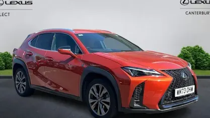 Usado Lexus UX 250h Sport Design Packet 184 HP (135 kW) 2024 SUV