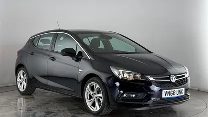 Used Vauxhall Astra SRi 150 HP (110 kW) 2019 Blue Hatchback