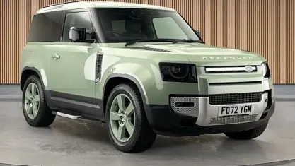 Used Land Rover Defender 75th Limited Edition 300 HP (220 kW) 2022 Grassmere green SUV