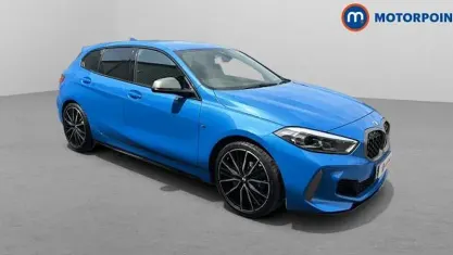 Używany BMW M135 306 KM (225 kW) 2023 Niebieski Hatchback