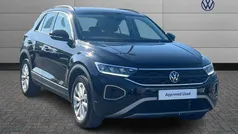 Black Used 2022 VW T-Roc Life SUV | £20,490 (Fair price)