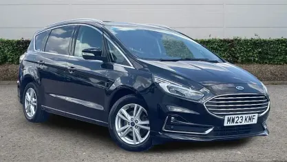Used Ford S-MAX Titanium 190 HP (139 kW) 2022 Black MPV