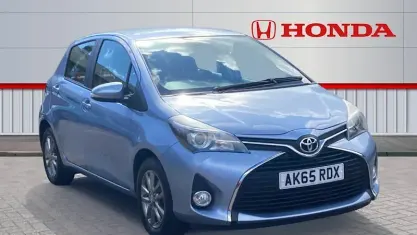 Used Toyota Yaris 99 HP (72 kW) 2016 Hatchback
