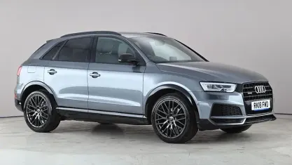 Usado Audi Q3 Black Edition 179 HP (131 kW) 2018 Cinzento SUV