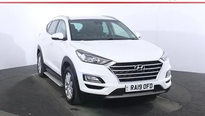 Used Hyundai Tucson SE 177 HP (130 kW) 2019 White SUV