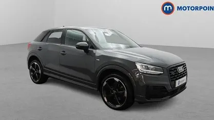 Begagnad Audi Q2 Black Edition 190 HK (139 kW) 2019 Grå SUV