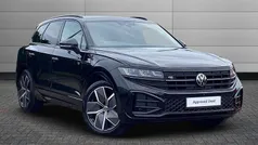Used 2025 VW Touareg Black Edition SUV | £51,995 (Fair price)