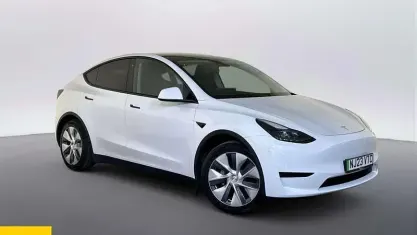 Used Tesla Model Y Standard Range 219 kW (299 HP) 2023 White SUV