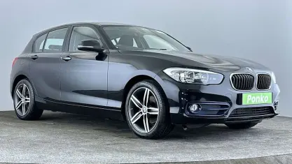 Used BMW 118 Sport Line 136 HP (100 kW) 2017 Black Hatchback